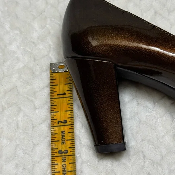 Etienne Aigner Haven Metallic Bronze Patent Heels Size 9M - Picture 13 of 14
